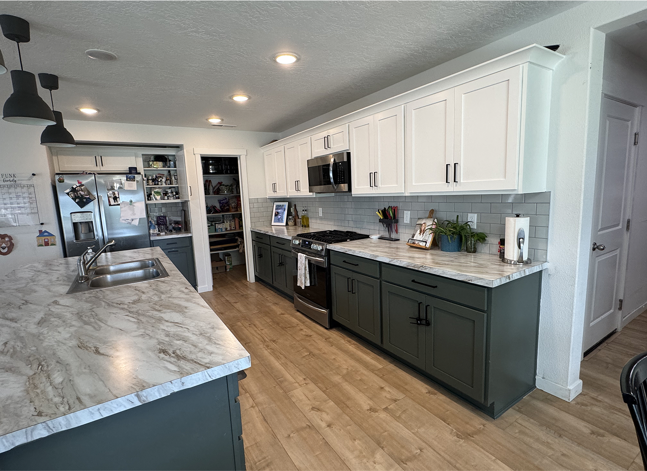 interior cabinet painting